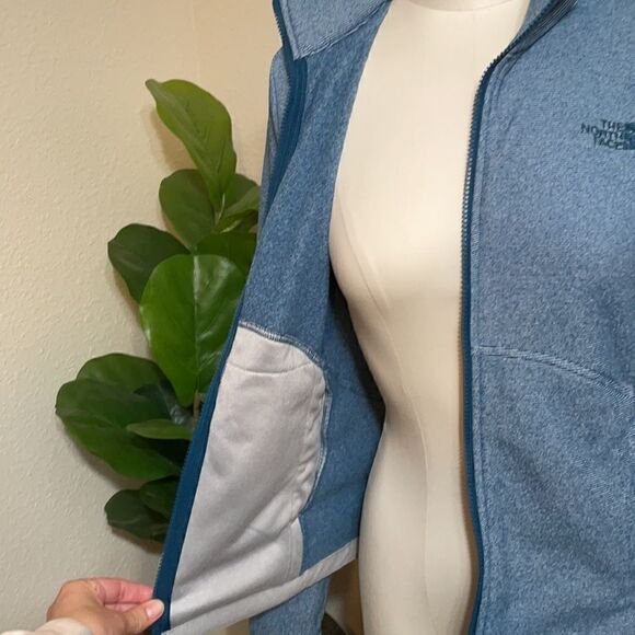 The North Face | zip up jacket - Picture 6 of 11